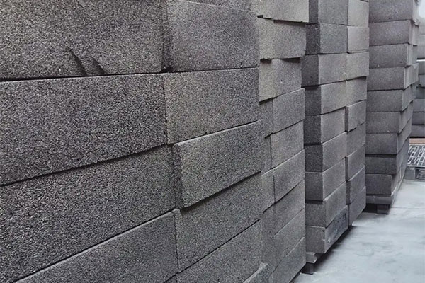 發(fā)泡陶瓷板